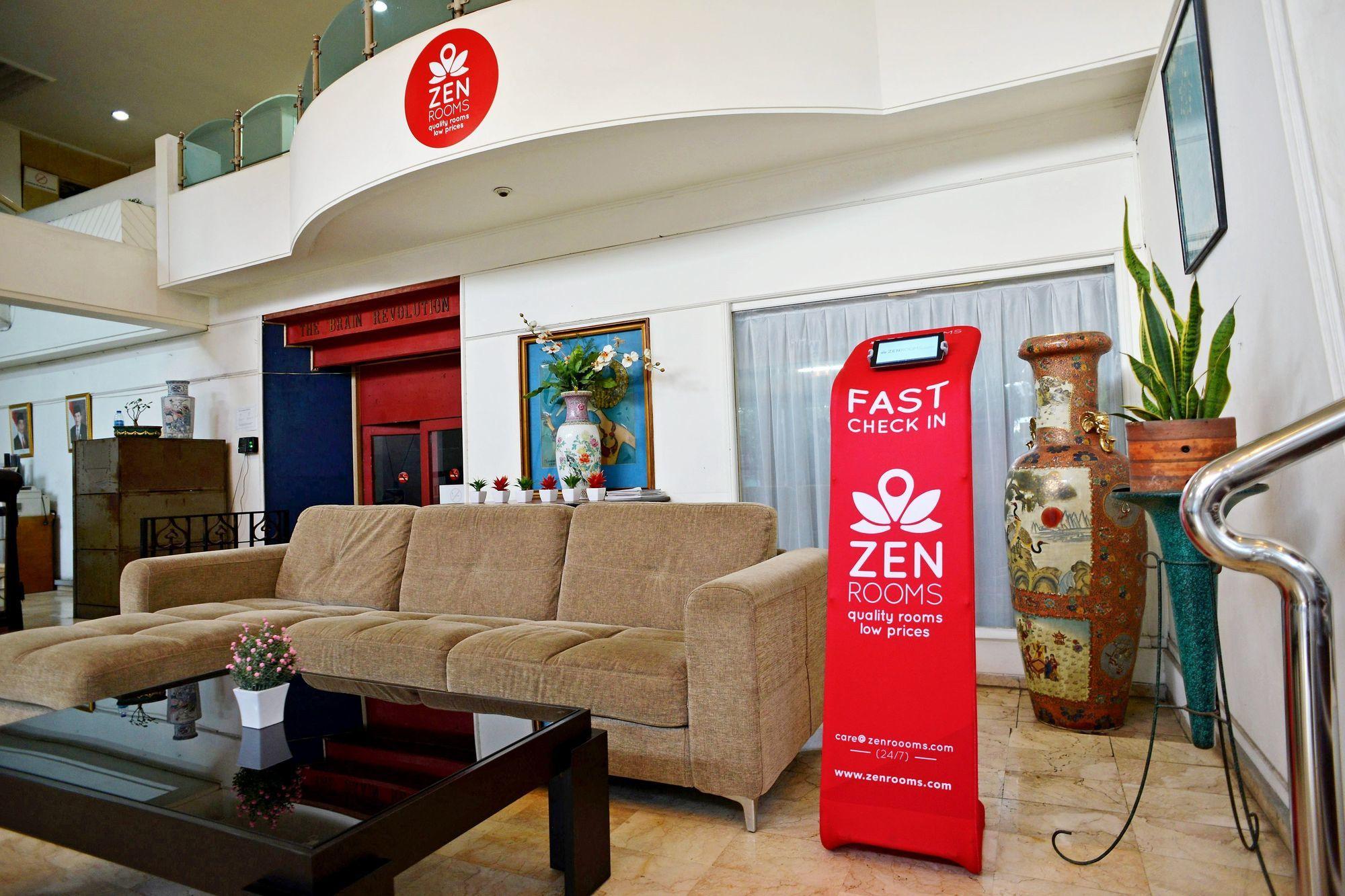 Reddoorz Plus Near Kebayoran Baru Blok S Jakarta Exterior photo