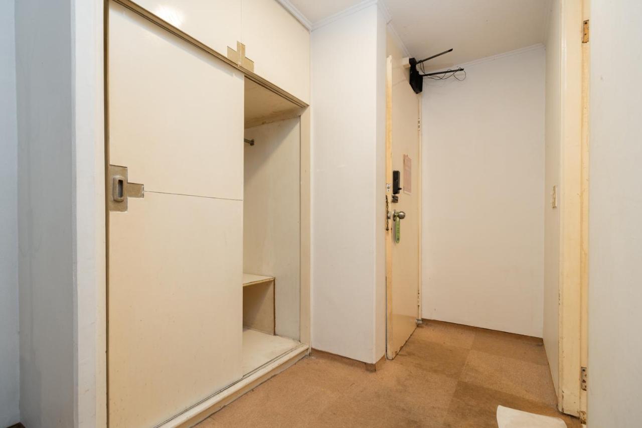 Reddoorz Plus Near Kebayoran Baru Blok S Jakarta Exterior photo