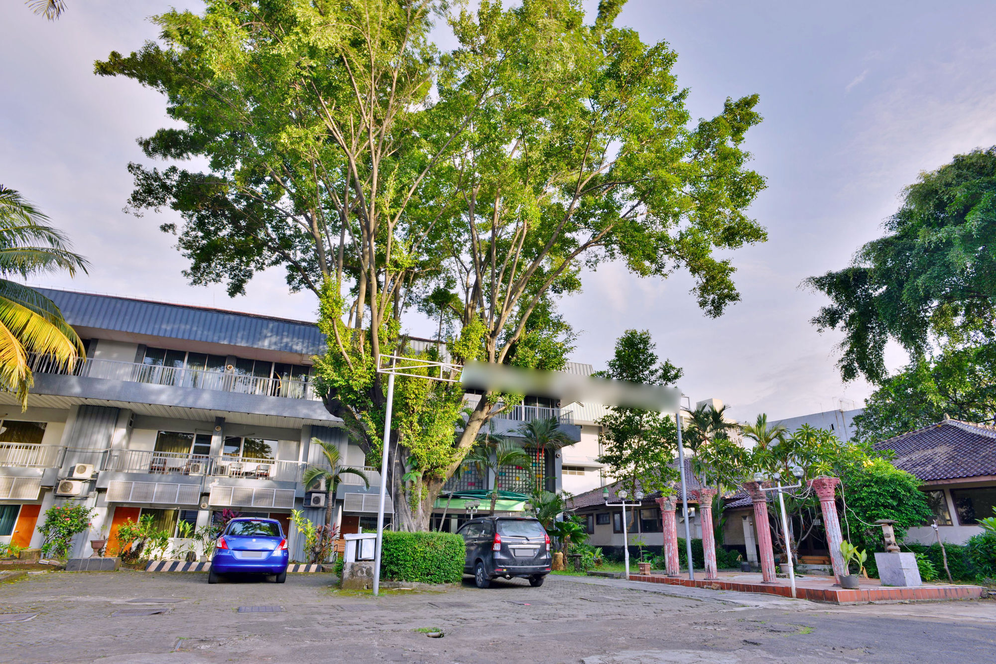 Reddoorz Plus Near Kebayoran Baru Blok S Jakarta Exterior photo